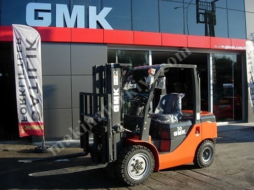3 Ton Forklift - İsuzu Motor