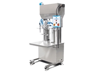 Manual Liquid Filling Machine With Pneumatic Precision Weight Adjustment