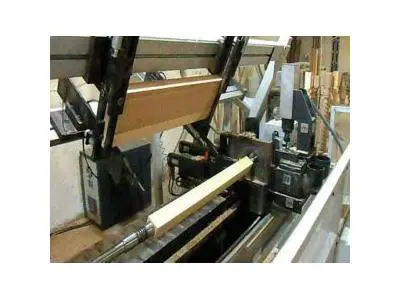 CNC Ağaç Torna Makinesi