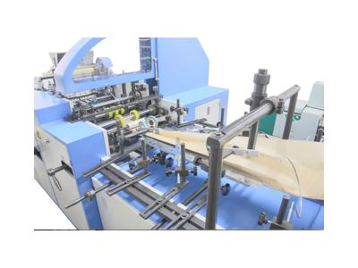 Machine à sacs en papier à soufflet en V 420 pièces / minute SM002 - 1