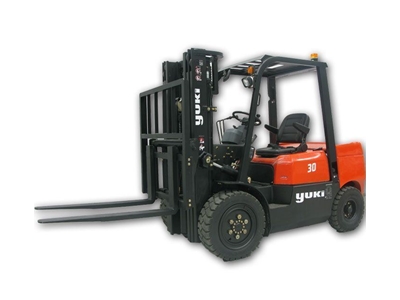 3 Ton 4.5m Diesel Forklift - 0