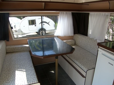 4 Kişilik Karavan (525 X 220 ) - 8