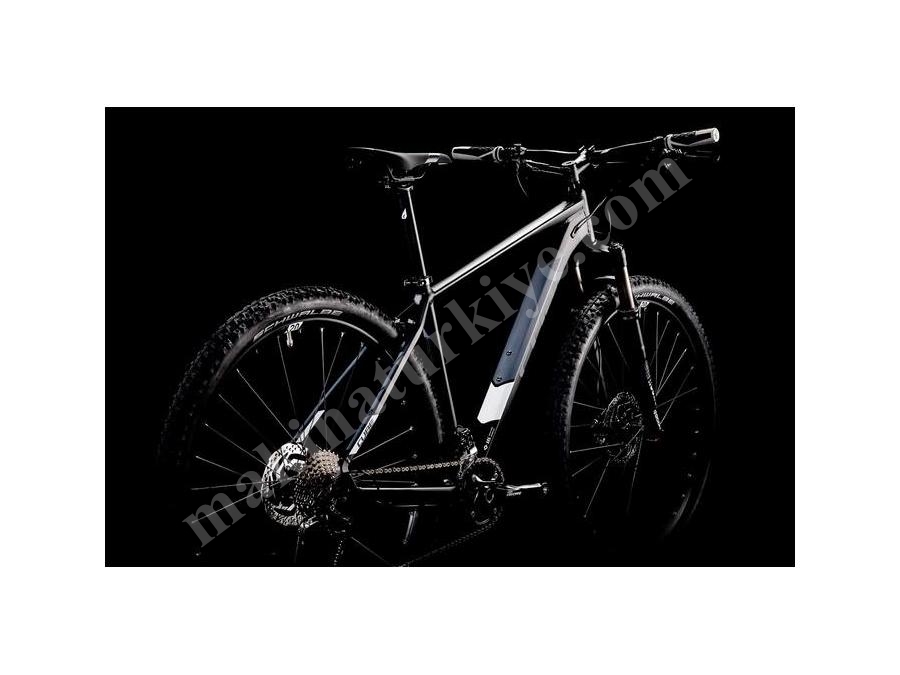 Hardtail Dağ Bisikleti (Siyah, Beyaz) 17 İnç - Cube ATTENTION SL