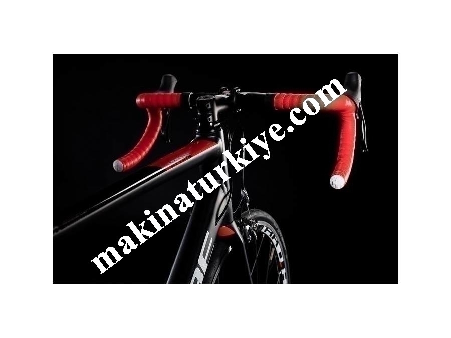 Yol Yarış Bisikleti (Siyah, Kırmızı) 58Cm - Cube ATTAIN