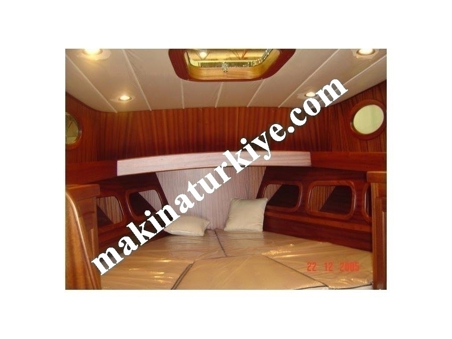 8.00 M Polyester Kamaralı Tekne / Karayel Pt-8.00 K