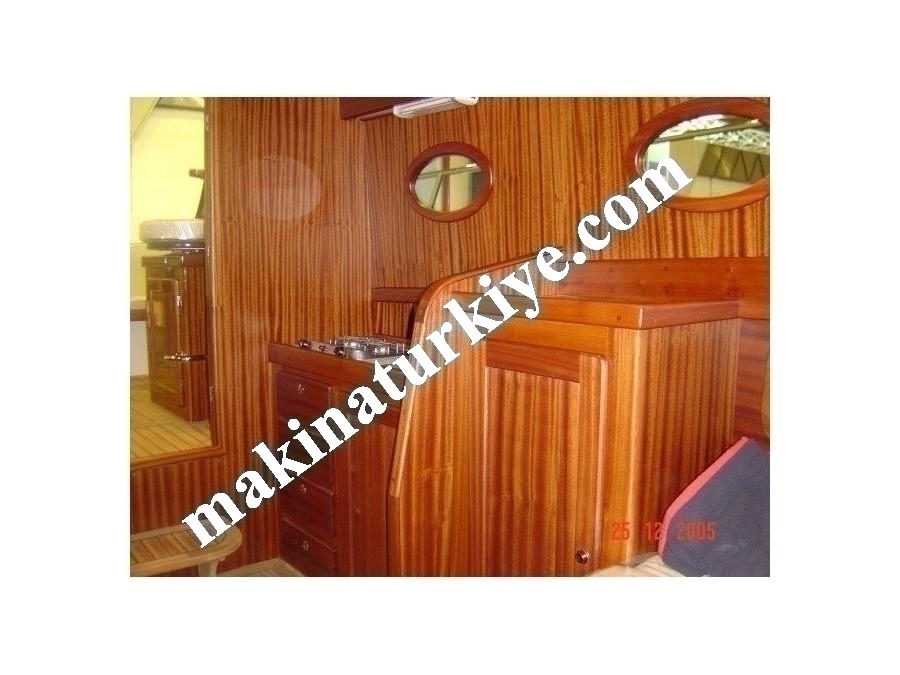 8.00 M Polyester Kamaralı Tekne / Karayel Pt-8.00 K