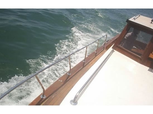 Лодка для любительской рыбалки (8,5 метра)