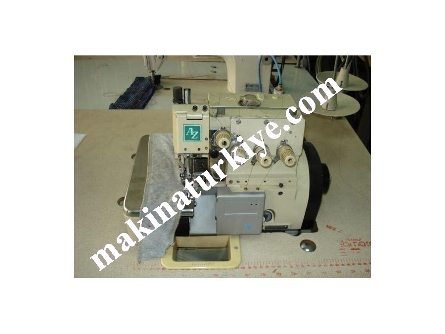 4 İplik Overlok Makinesi / Yamato Az 8020g