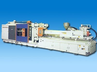 Plastik Enjeksiyon Makinası / Cosmos St1000