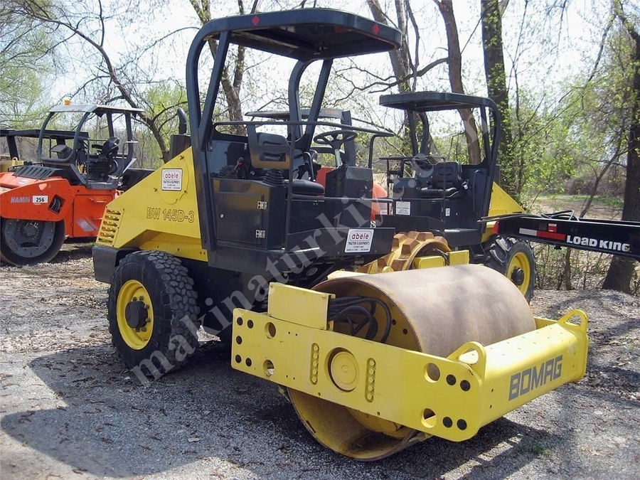 Vibrasyonlu Toprak Silindiri ( 5,05 Ton )