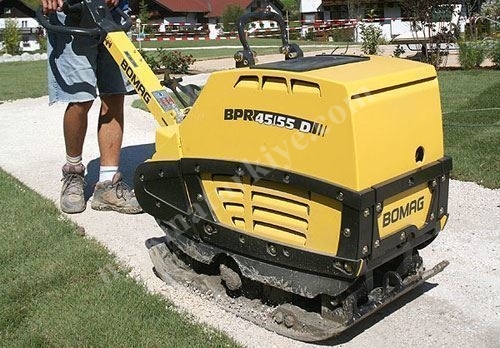 Bomag Bpr 45/55 D İleri-Geri Hareketli Tabanlı Kompaktör