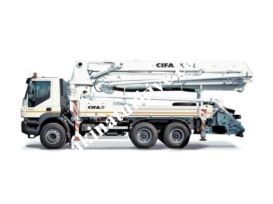 Kamyona Monte Beton Pompası ( 31,73 Metre Bom )