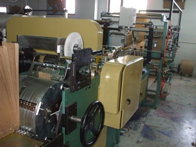 Dipsiz Körüklü Kese Kağıdı Makinesi (56x32 cm) - 2