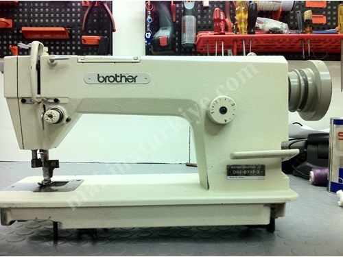 Bıçaklı Dikiş Makinası Brother Db2-B777-3