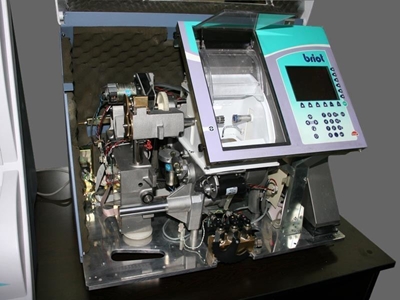 Linsenzentrierungsmaschine - 3