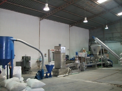 Kunststoff-Recyclingmaschine, 90-150 kg/Stunde - 1