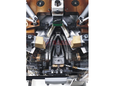 Bilgisayarlı Ön Monte Makinası SP818MA - 2