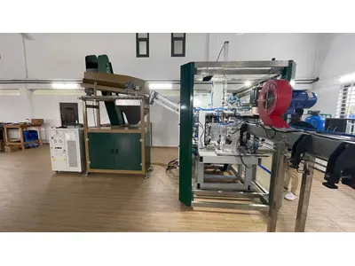 2 Gözlü 4000 Şişe / Saat Pet Şişe Şişirme Makinası 