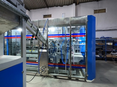Tam Otomatik 4 Gözlü 0,1-1,5 Litre Su Pet Şişe Şişirme Makinesi - 5