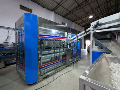 Tam Otomatik 4 Gözlü 0,1-1,5 Litre Su Pet Şişe Şişirme Makinesi - 6