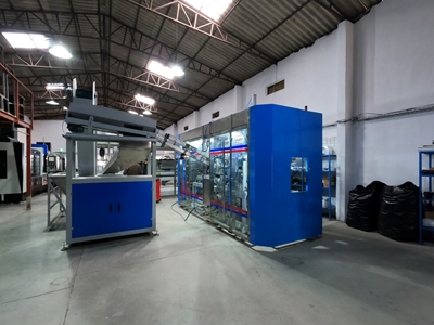 Tam Otomatik 4 Gözlü 0,1-1,5 Litre Su Pet Şişe Şişirme Makinesi - 7
