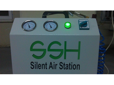 25 Litre Silent Compressor - 1
