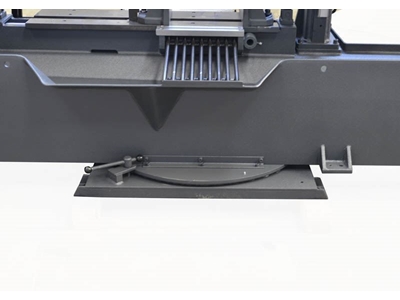 Yarı Otomatik Sütunlu Şerit Testere Makinesi (BMSY-325C) - 7