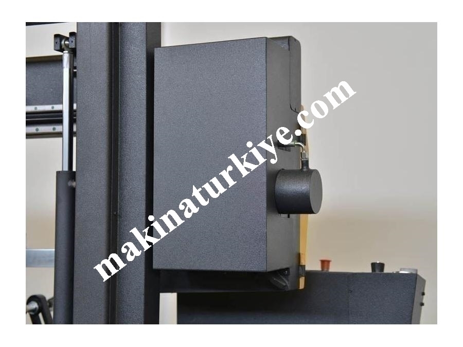 Tam Otomatik Sütunlu Şerit Testere Makinesi (BMSO-360C)