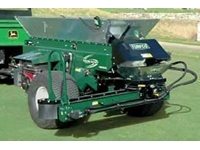 CR-7 Removable Type Grass Top Sand Spreading and Material Loading Unloading Machine - 1