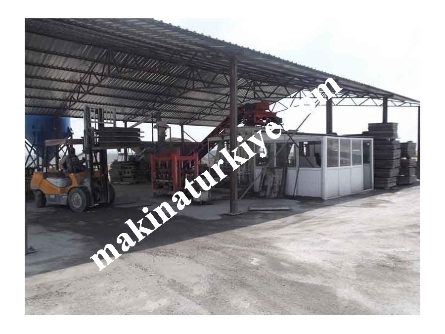 Satılık Kilit Parke-Briket Makinası 24’Lük- Kod:093