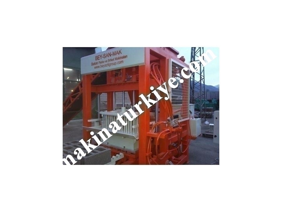 Briket Makinası 8’ Li - K005