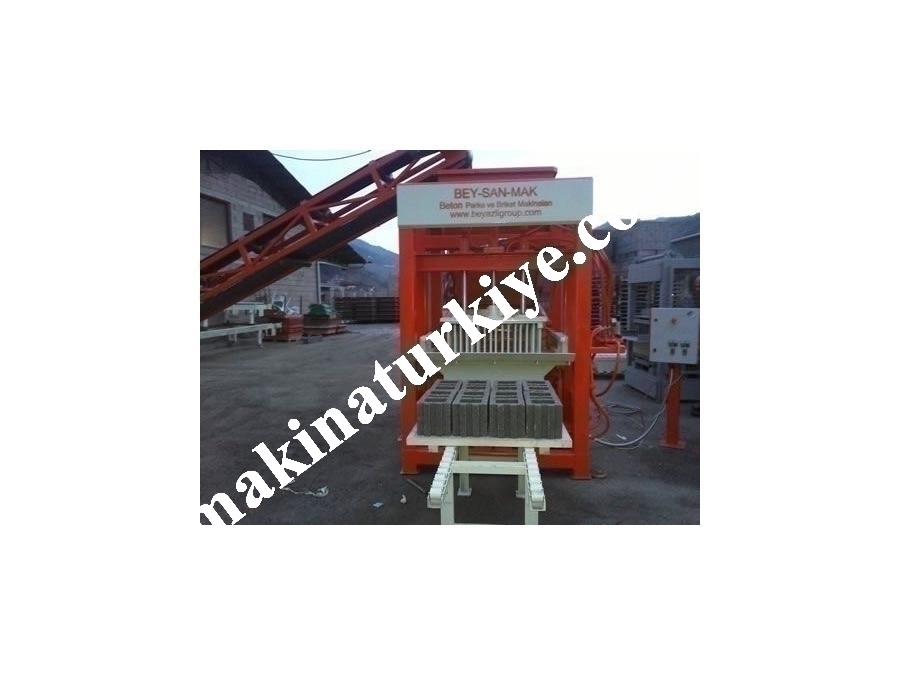 Briket Makinası 8’ Li - K005