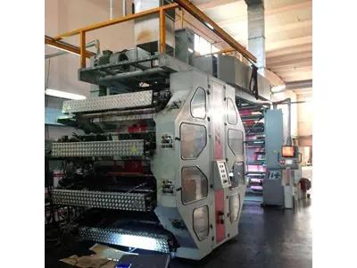 Rotationsdruckmaschine mit 8 Farben