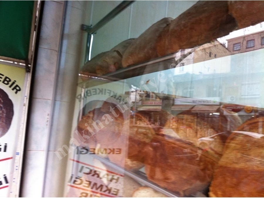 Ekmek dizme ve teşhir Rafı
