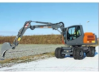 Lastik Tekerlekli Ekskavatör - 15,7 Ton