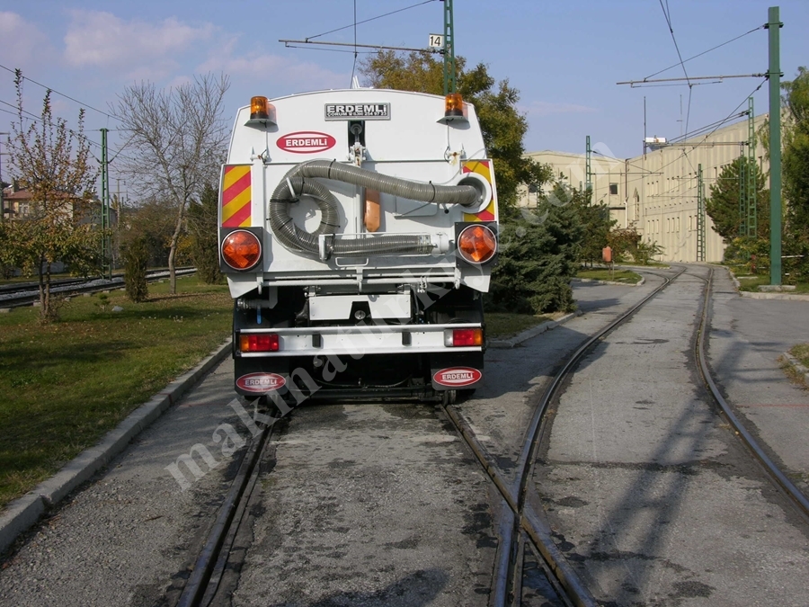 Ray Süpürme Makinasi