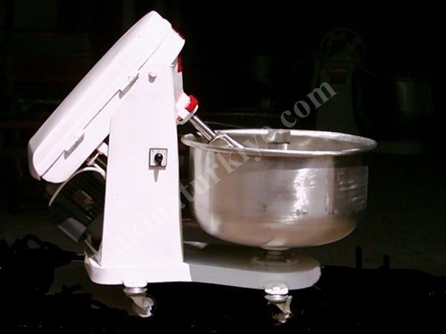 Machine à pétrir la pâte de 50 cm Ø - 15 kg