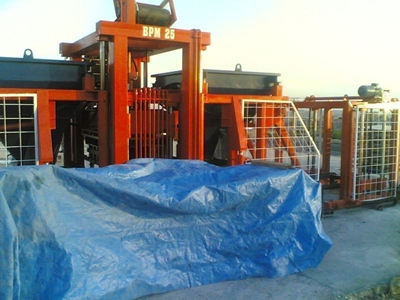 Manuel Beton Parke, Bordür ve Briket Makinası - 2