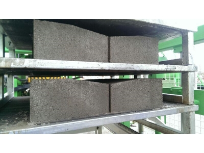 BPM 25 Beton Parke Bordür Ve Briket Makinası( Otomatik ) - 10