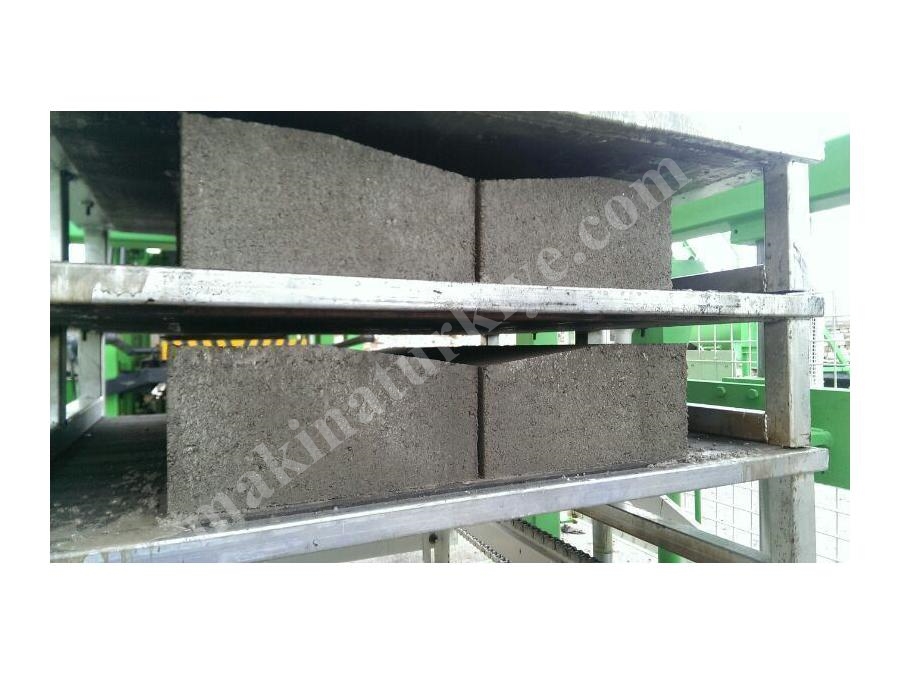 BPM 25 Beton Parke Bordür Ve Briket Makinası( Otomatik )