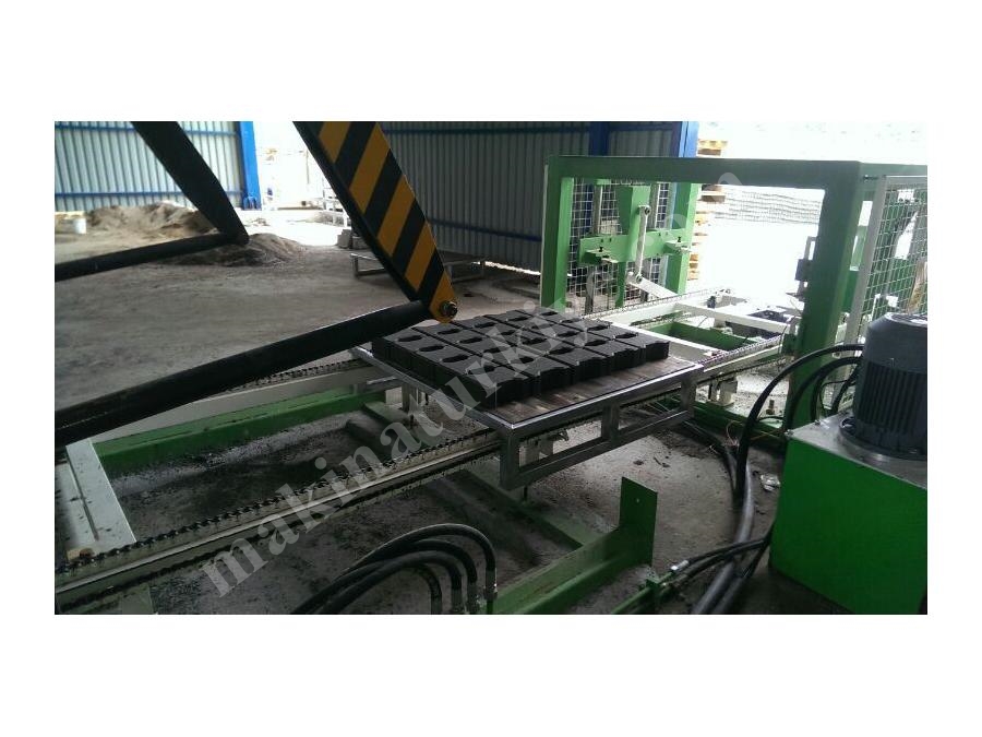 BPM 25 Beton Parke Bordür Ve Briket Makinası( Otomatik )
