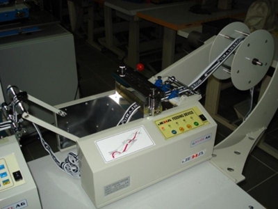 Elektronik Şerit Besleme Makinası