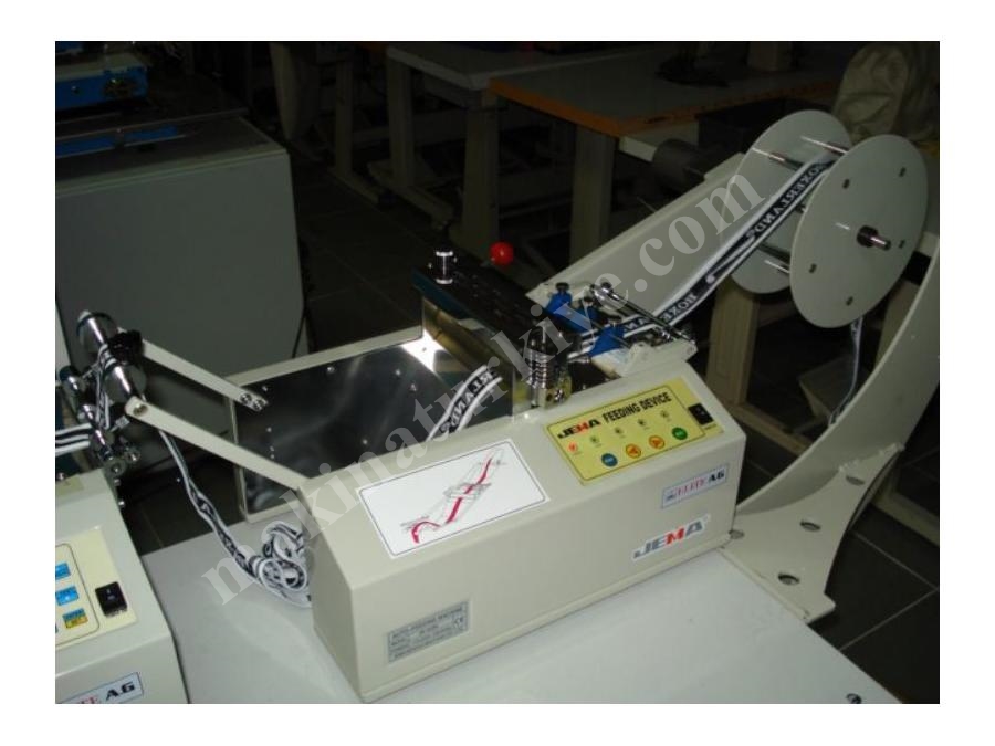 JM 300 M Elektronik Şerit Besleme Makinası 
