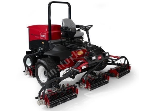 Dizel Kubota Motor 49 Hp Çim Bakım Makinası 