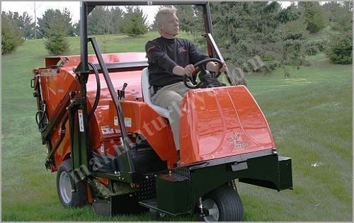 Dizel 25 Hp Çim Süpürge Makinası 
