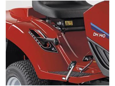 DH 140 Benzinli 92 Cm Çim Biçme Traktörü  - 1