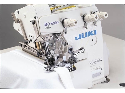 MO 6904S-0E4-40H 3 İplik Overlok Makinası