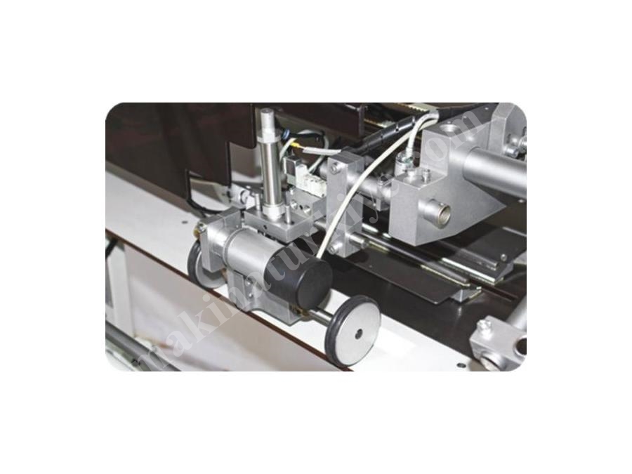 2000 Cep / 8 Saat Otomatik Ceket Fleto Makinası 