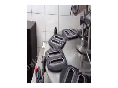 Machine de fermeture supérieure en feuille SEZ 16 pour bonbons