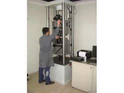 Hidrolik Universal Test Cihazı 30 Ton / 300Kn 